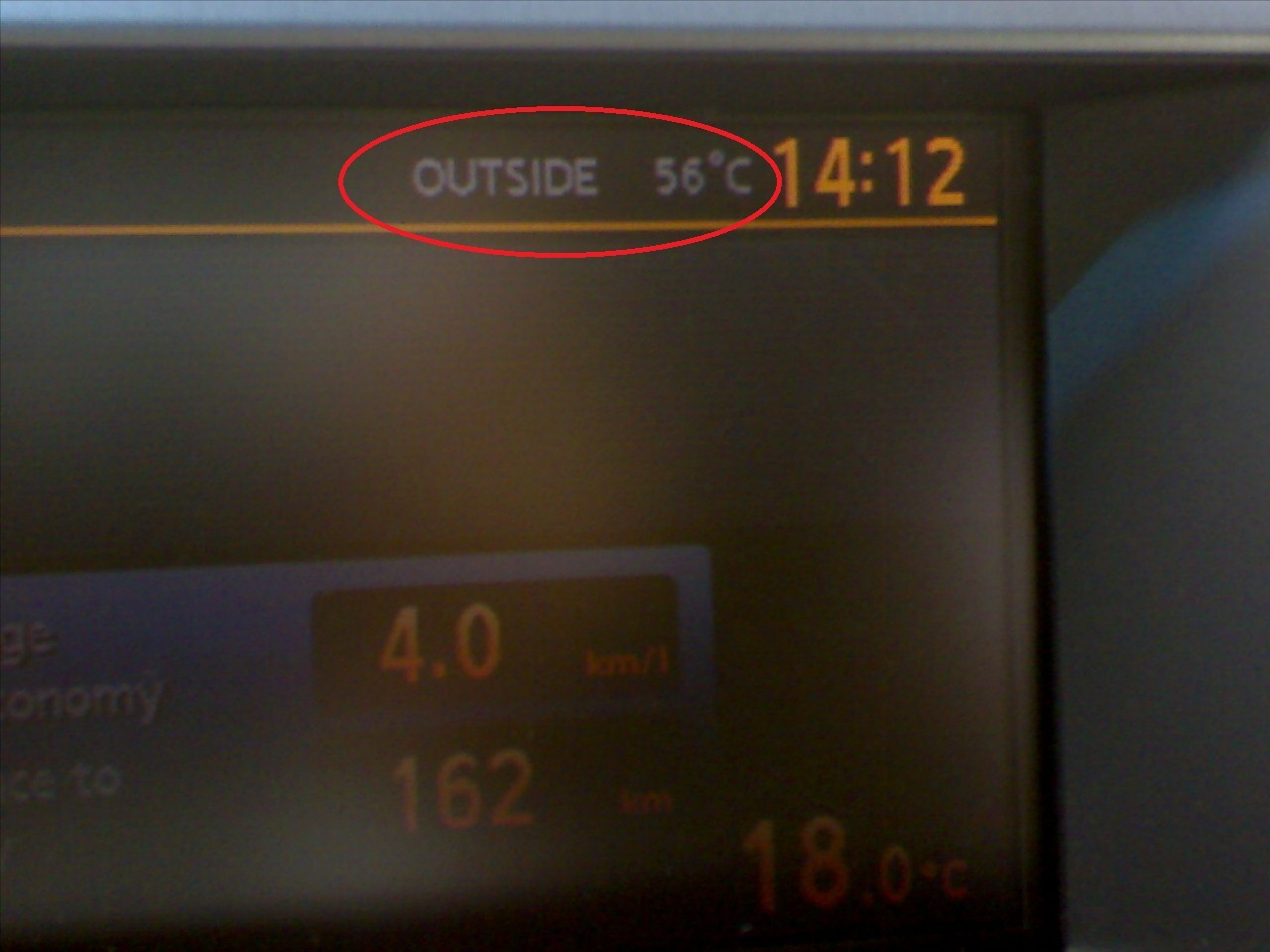 Suhu di sensor mobil mencapai 56° C