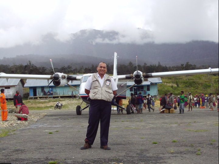 Edi Nurprasetya, pilot penerbangan perintis di Papua